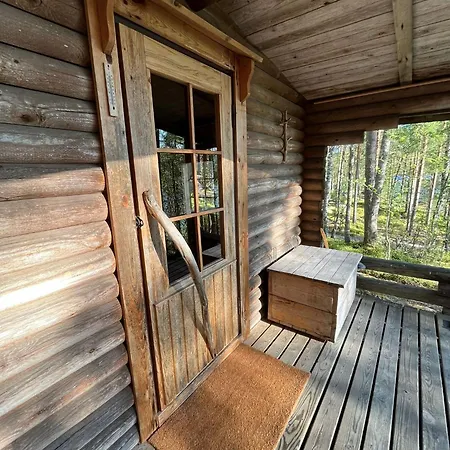 Кемпинг Metsaesydaen Moekki 4 Mettaepoeyroeoe Пуумала