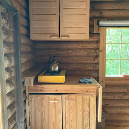 Кемпинг Metsaesydaen Moekki 4 Mettaepoeyroeoe Пуумала