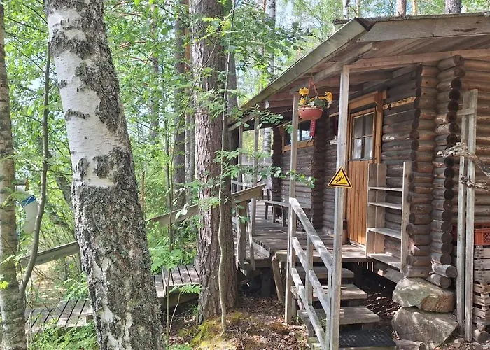 Camping Metsaesydaen Moekki 4 Mettaepoeyroeoe