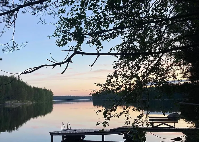 Camping Metsaesydaen Moekki 4 Mettaepoeyroeoe *