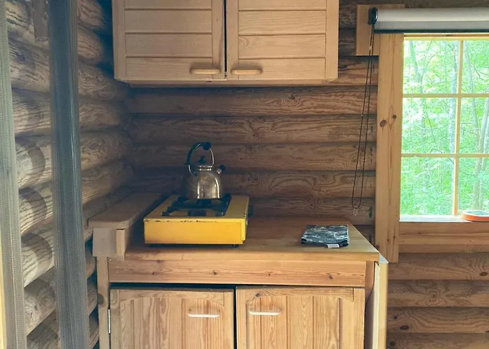 Camping Metsaesydaen Moekki 4 Mettaepoeyroeoe Puumala